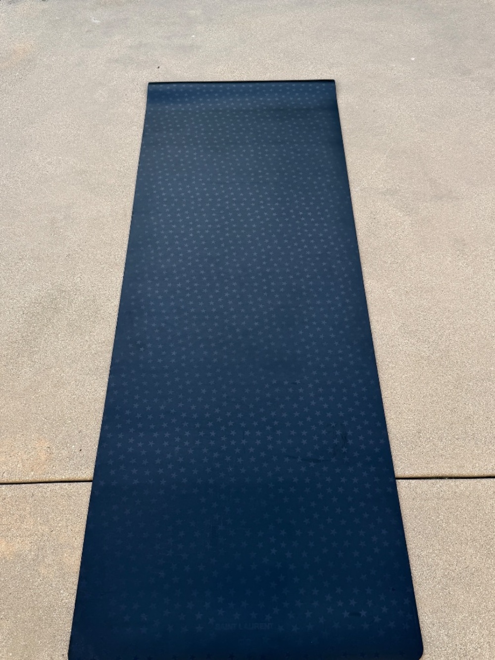 Saint Laurent x Alo Star Warrior Yoga Mat - Picture 2 of 4